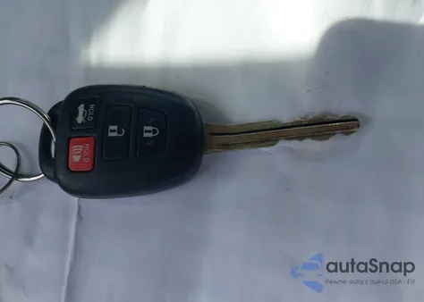 2016 Toyota Camry Se z USA, uszkodzony, nr VIN 4T1BF1FK0GU564316